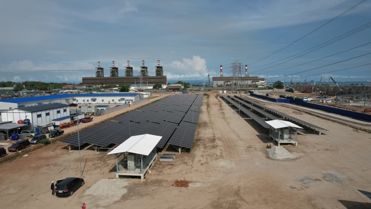 Mewujudkan Lahan Produktif Melalui Energi Surya: CDI Group Operasikan PLTS Ground-Mounted Mewujudkan Lahan Produktif Melalui Energi Surya: CDI Group Operasikan PLTS Ground-Mounted